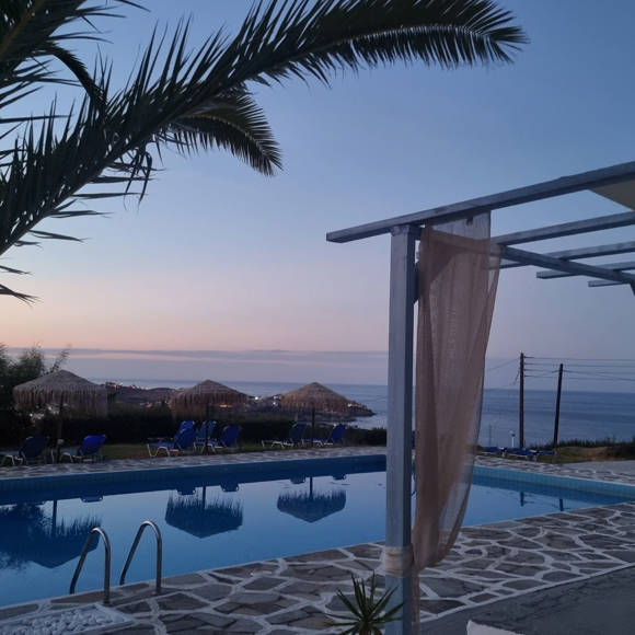 agia-pelagia-bellevue-village-pool-front-apartment-733.jpg