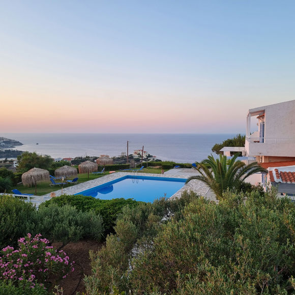 agia-pelagia-bellevue-village-853.jpg